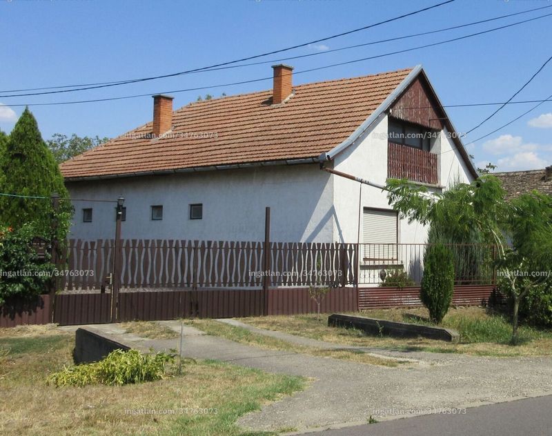 Hirdetés fotója
