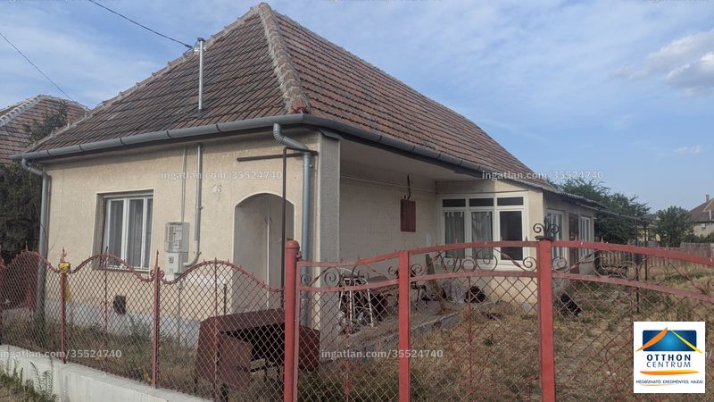 az épület kívülről