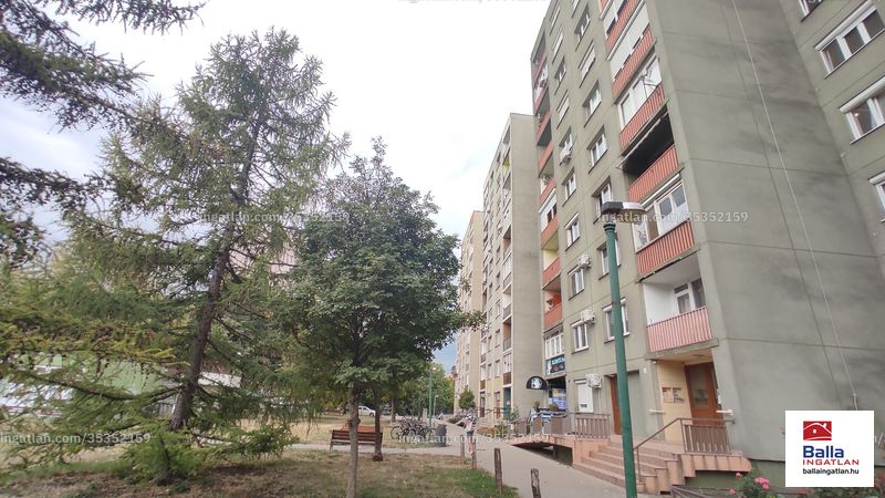 az épület kívülről