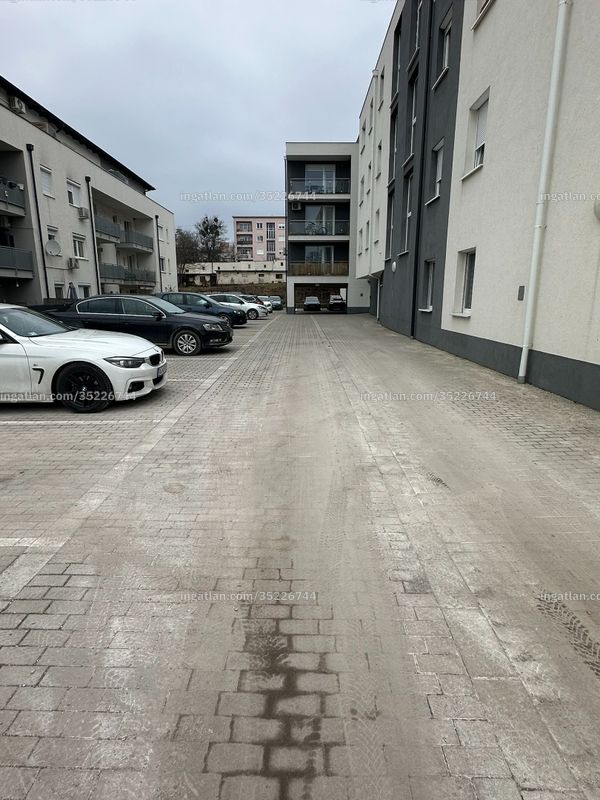 parkoló
