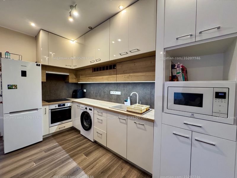 Hirdetés fotója