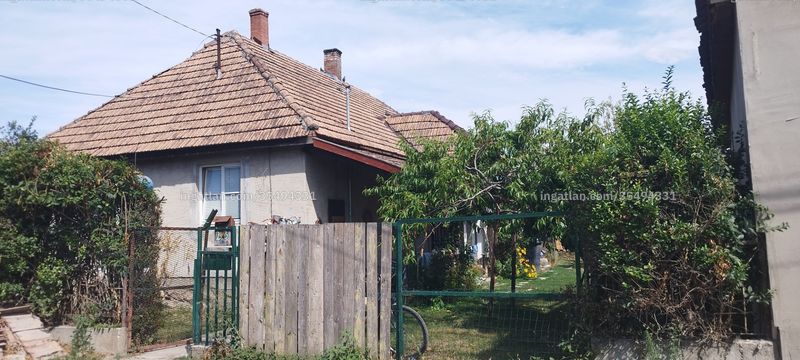 Hirdetés fotója