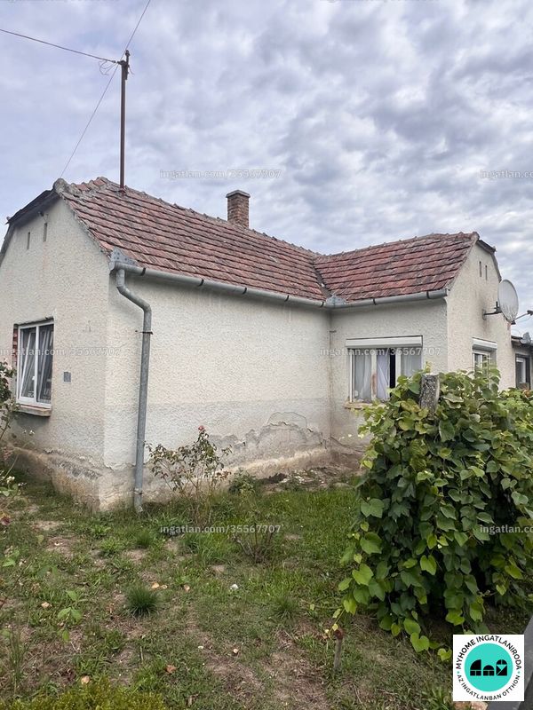 Listing photo