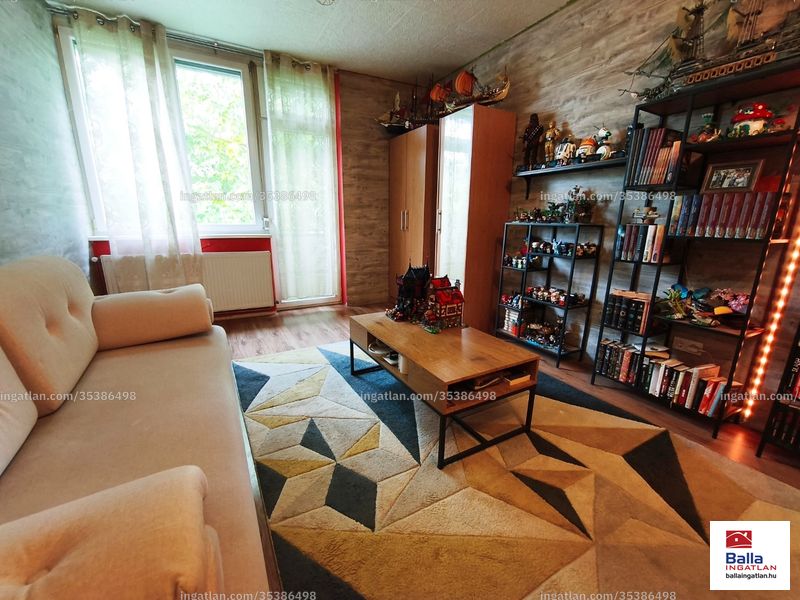 Listing photo