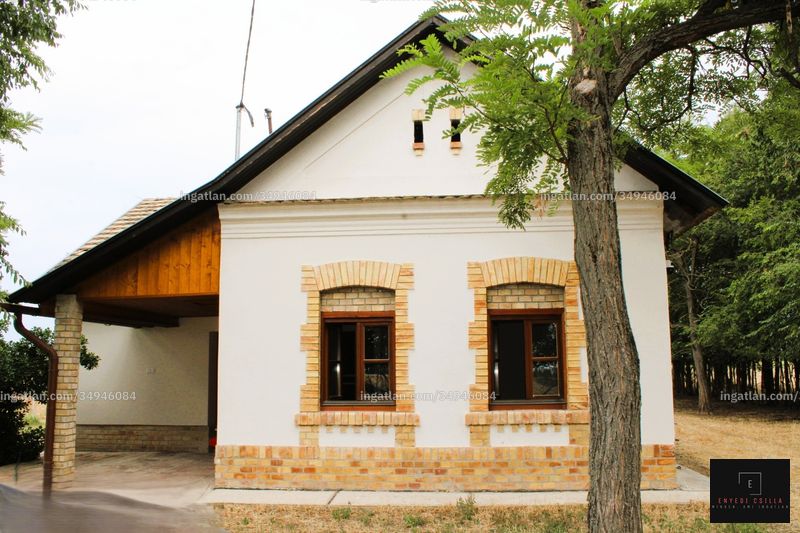 az épület kívülről