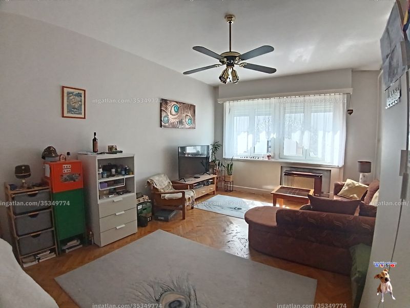 Listing photo