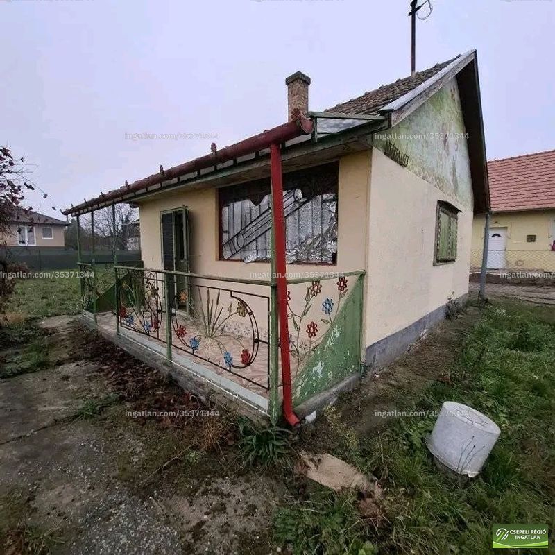 Listing photo