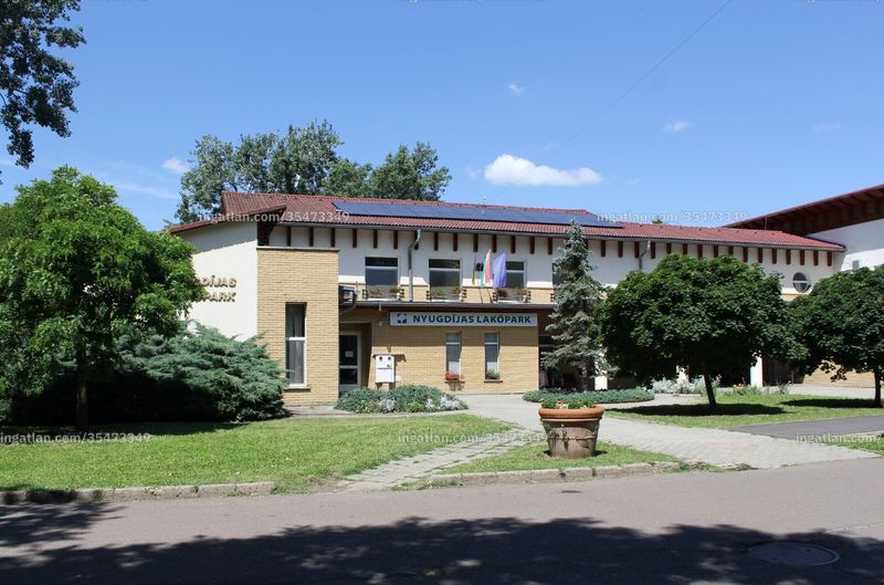 Listing photo
