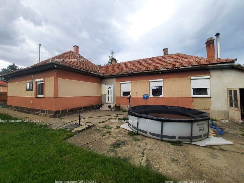 az épület kívülről