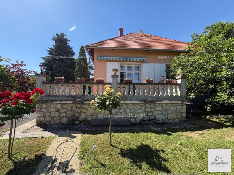 Listing photo