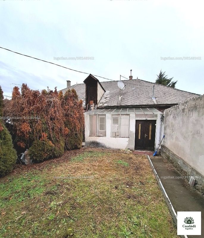 Listing photo