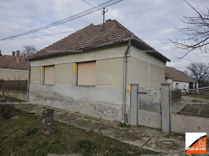 Hirdetés fotója
