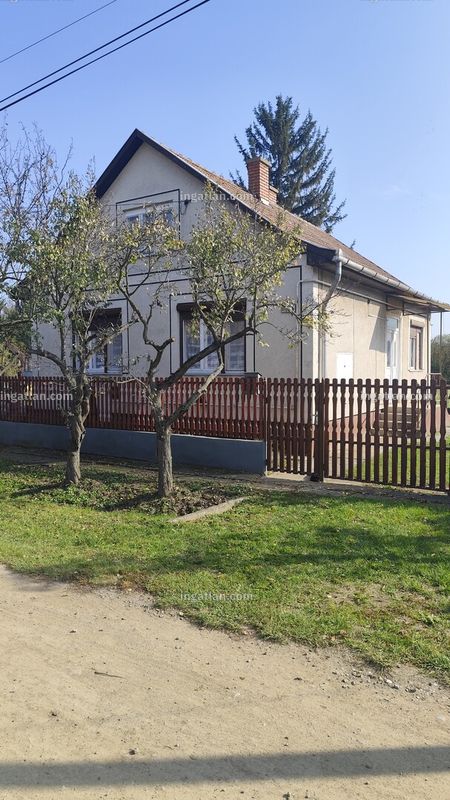 Listing photo