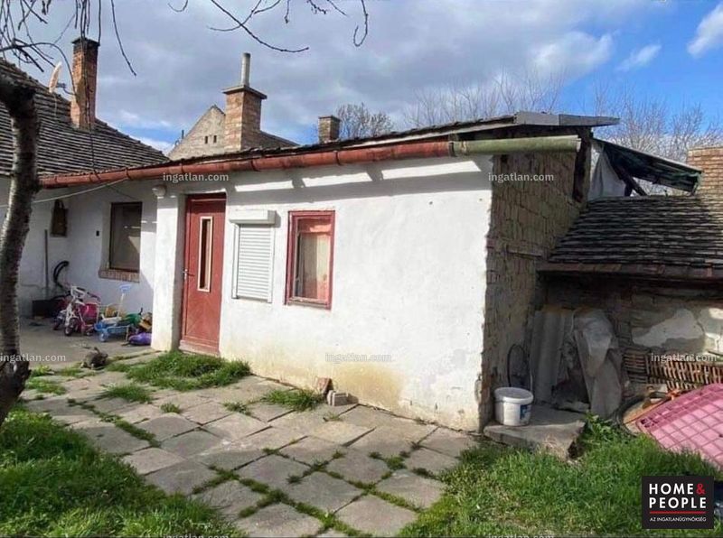 az épület kívülről
