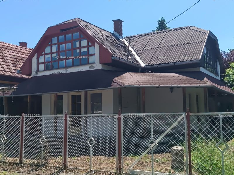 Listing photo