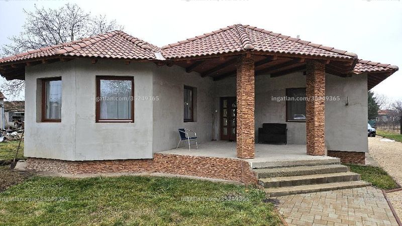 Listing photo