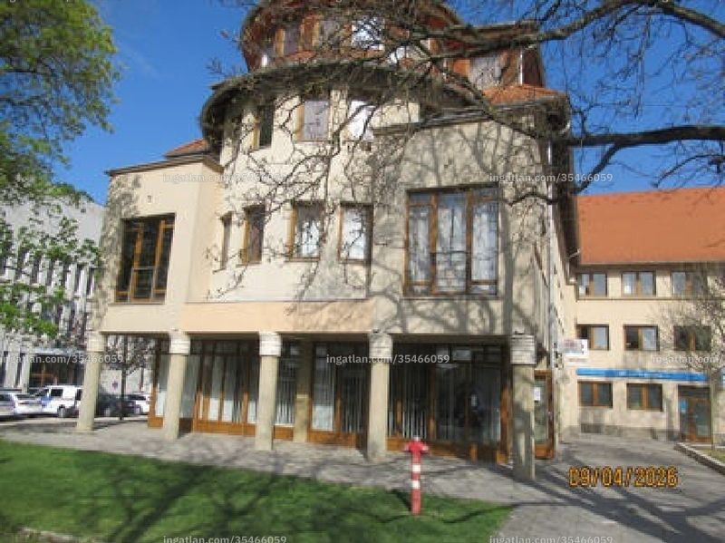 Listing photo