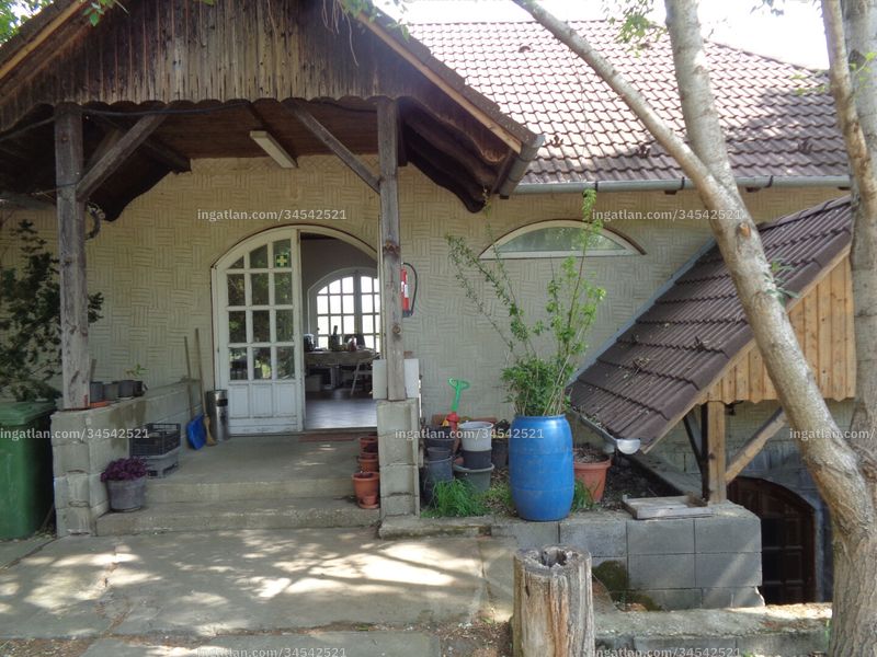 entrance from the outside