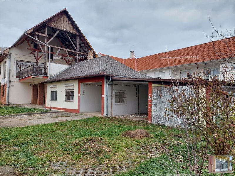 Listing photo