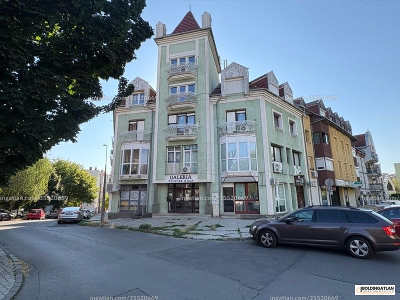 Listing photo