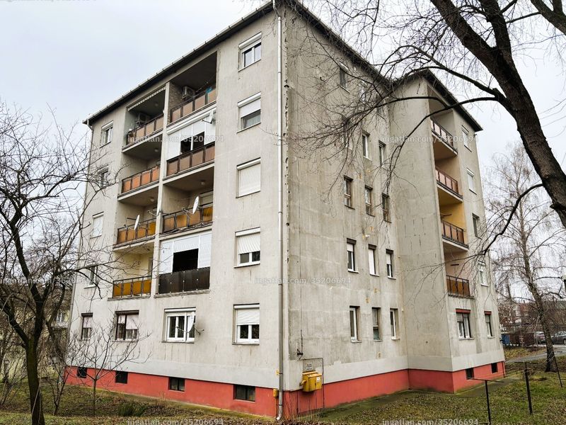 Hirdetés fotója