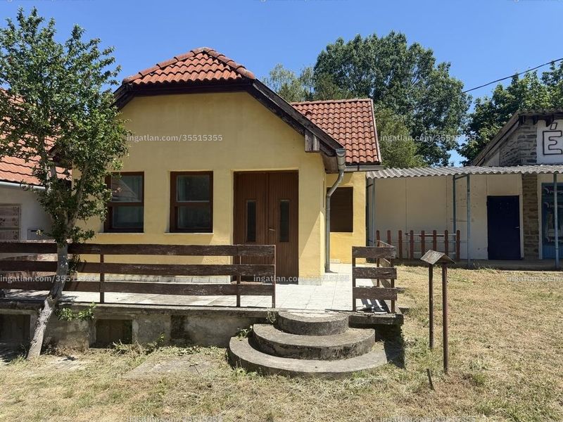 Hirdetés fotója