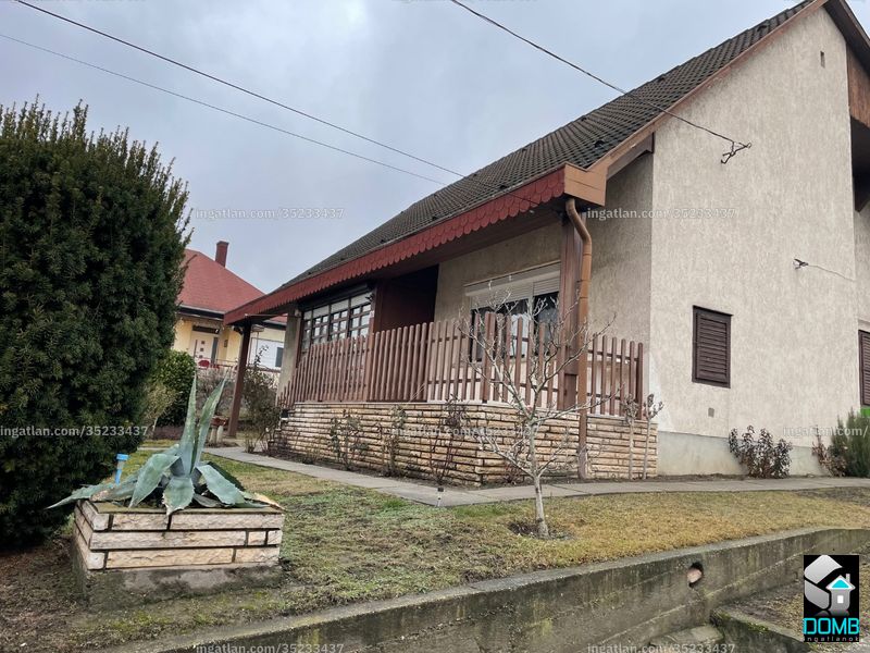 az épület kívülről