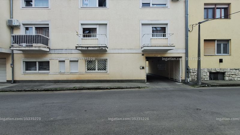 Listing photo