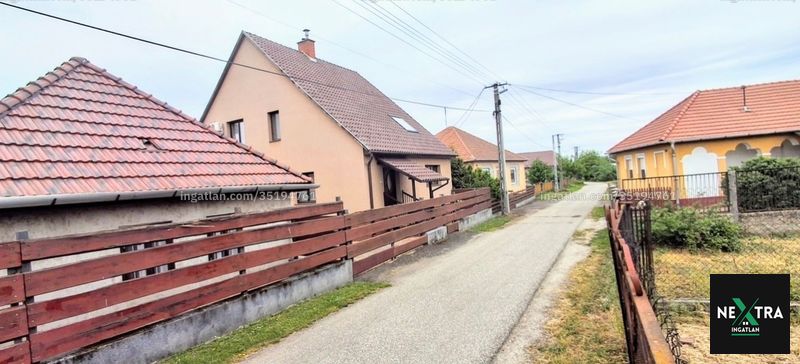 Hirdetés fotója