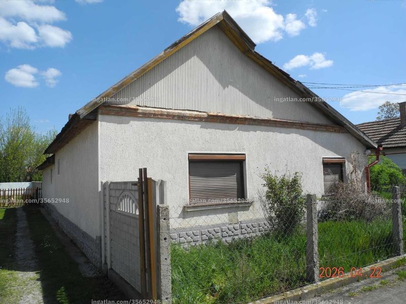 Listing photo
