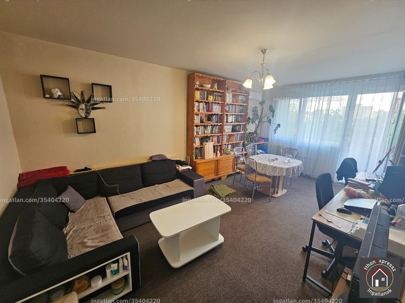 Listing photo