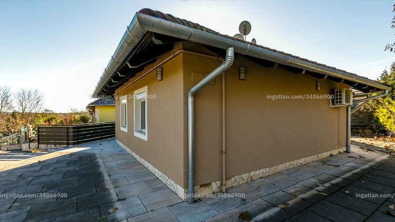 az épület kívülről