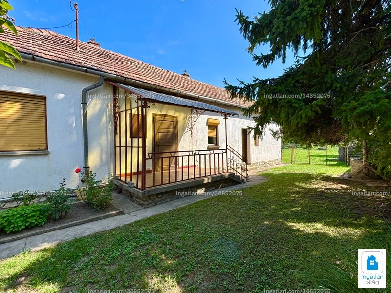 Listing photo