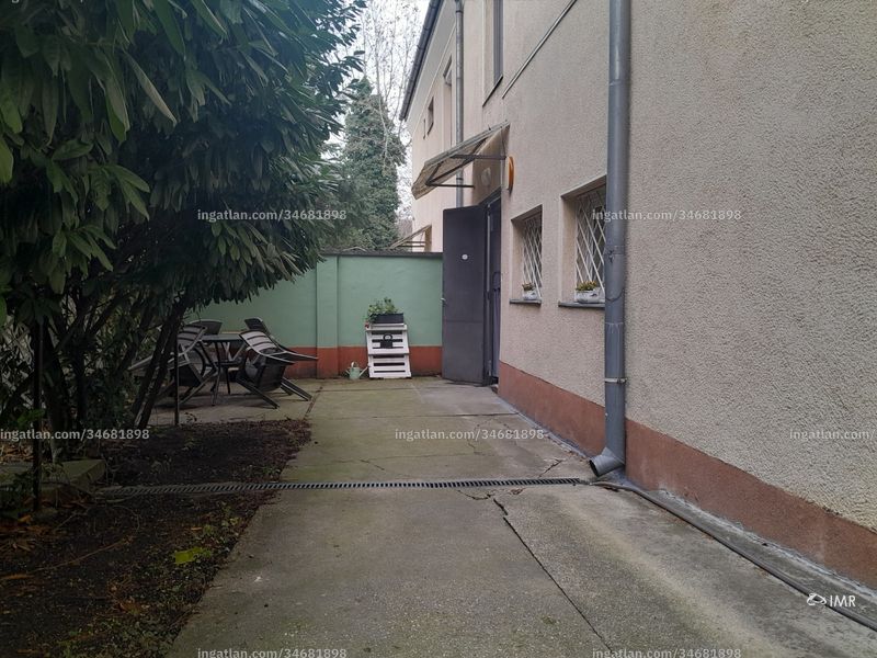 Listing photo