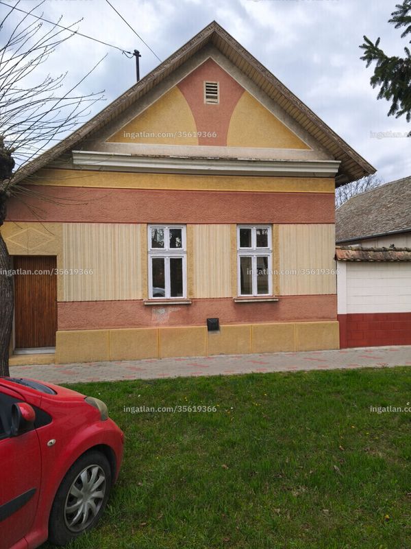 Listing photo