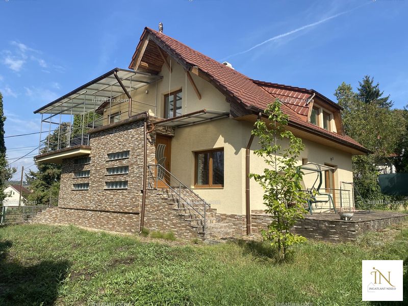 az épület kívülről