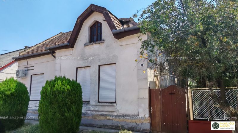 Listing photo