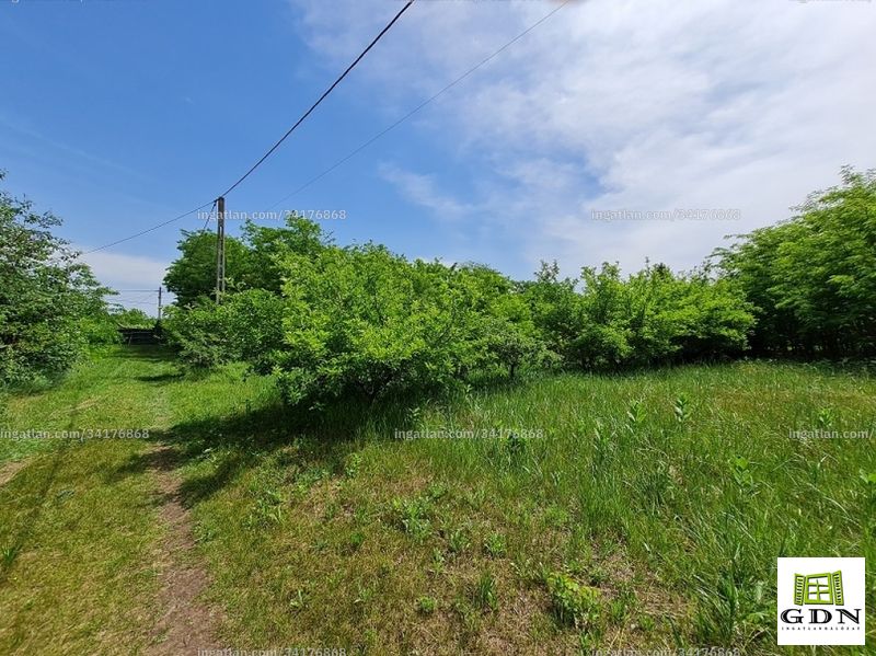 Listing photo