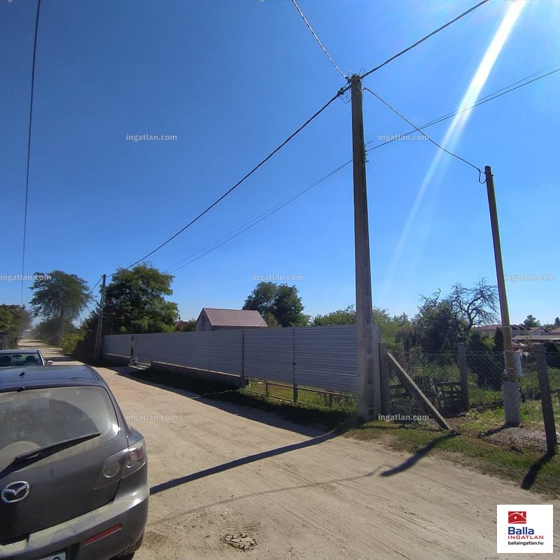 Listing photo