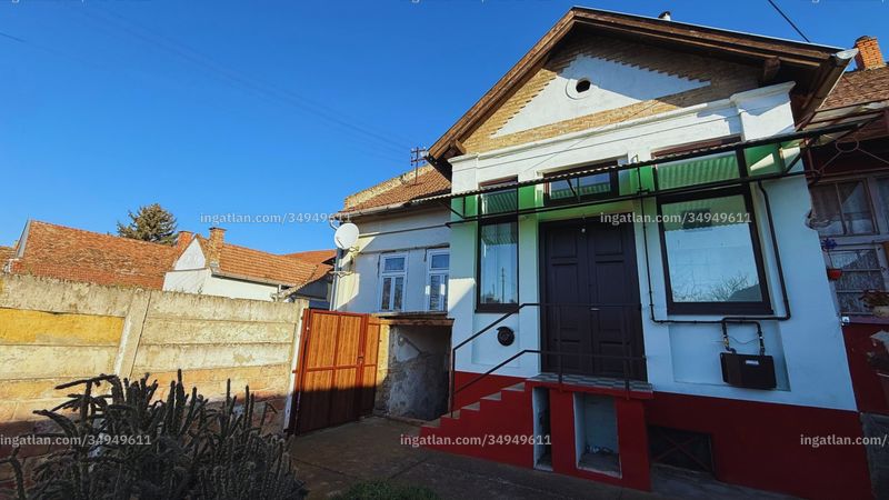 Listing photo