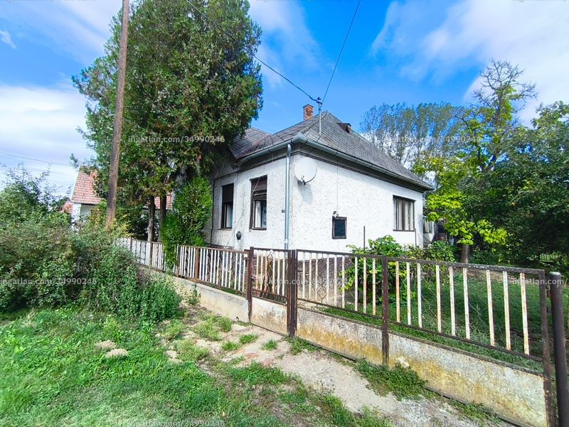 Hirdetés fotója