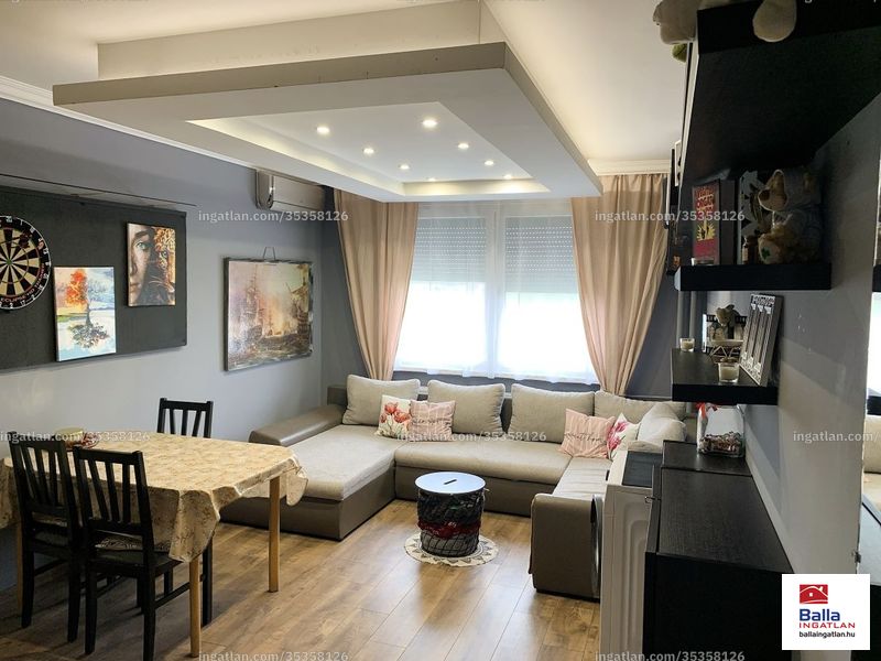 Listing photo