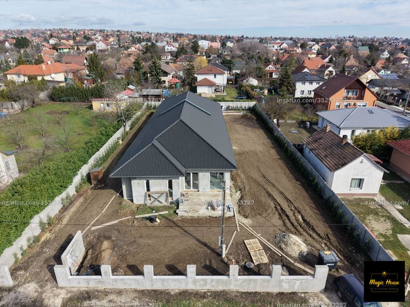 az épület kívülről