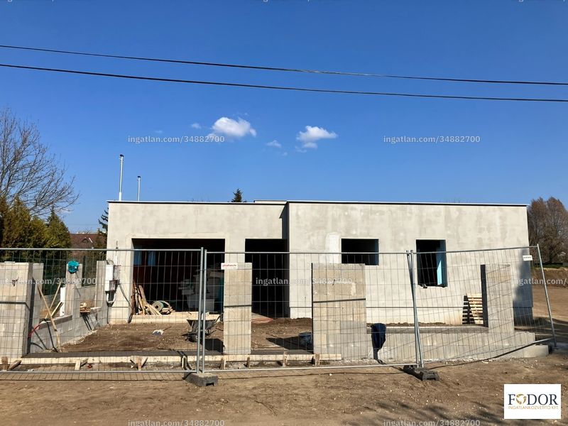 Hirdetés fotója