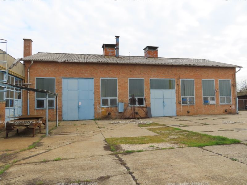 Listing photo
