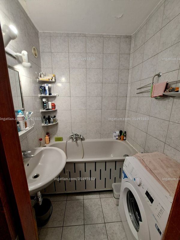 Hirdetés fotója