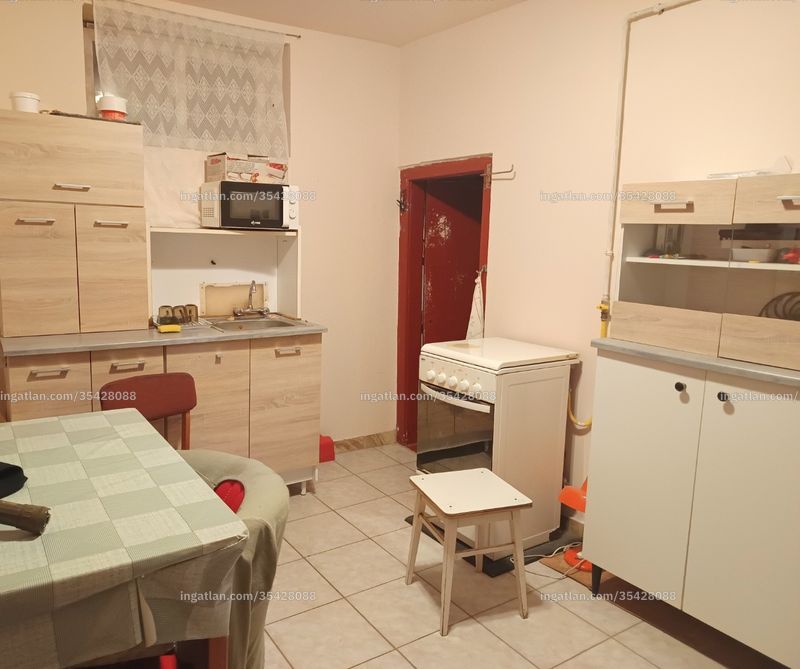 Hirdetés fotója