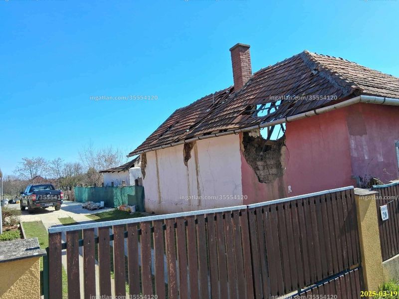 Listing photo