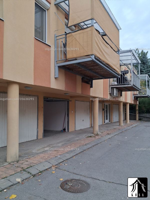 Listing photo