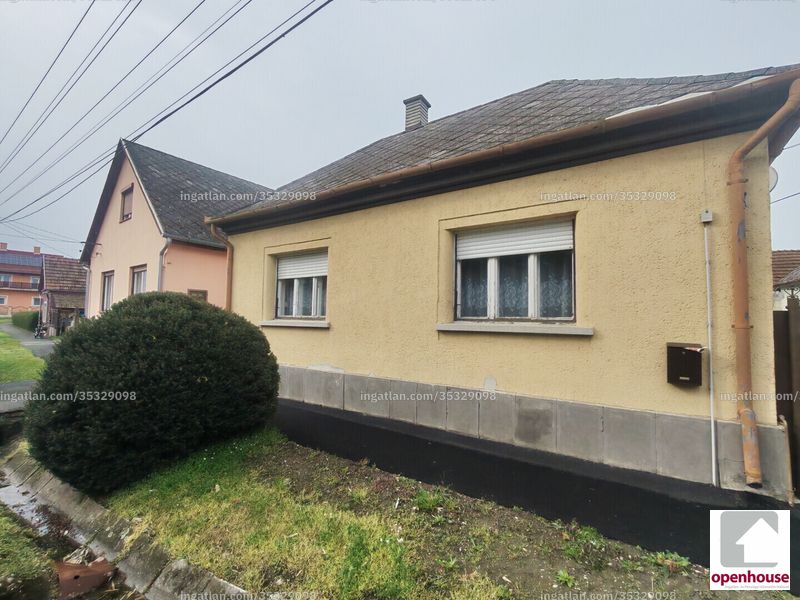 Listing photo